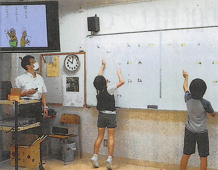 北小青葉分校での「よいこかるた」授業が中日新聞に掲載