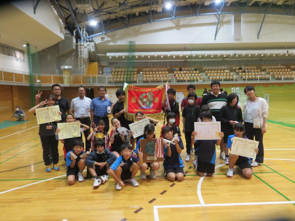 愛知県施設長会卓球大会　優勝！