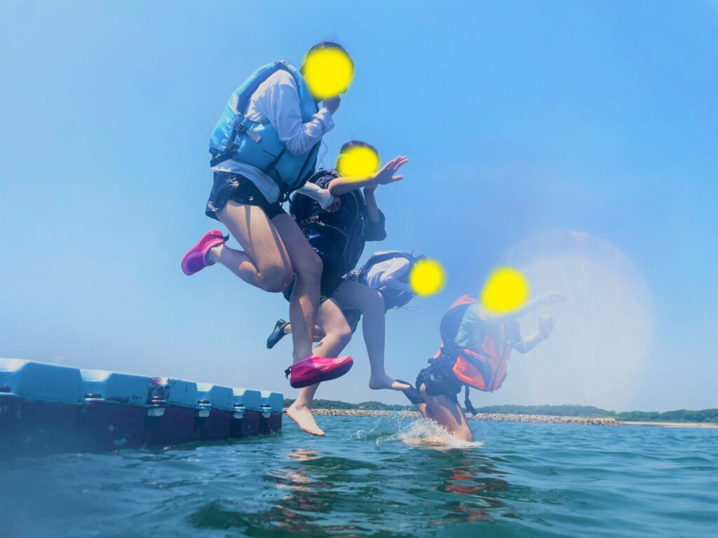 夏の行事（海　佐久島）