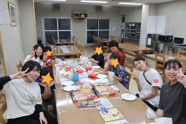 https://www.aobagakuen.or.jp/blog/wakabakanGWgaisyutu3.jpeg